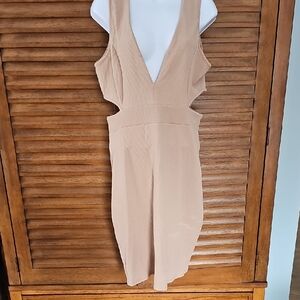 Elegant Tan Sleeveless Dress